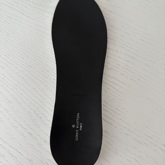 NWB Louis Vuitton Archlight Sneaker Black Rubber Monogram Boot Sz 40 AUTHENTIC❤️ - Picture 11 of 16